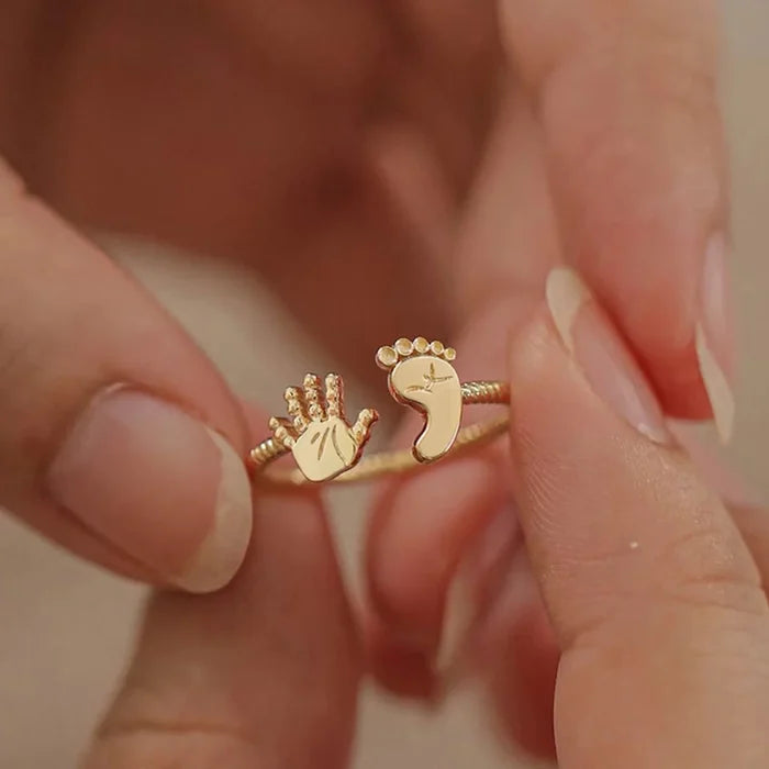 For Mother -You Are Going to Make a Wonderful Mama Baby Palm and Feet Ring